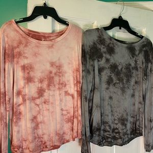 2 longsleeve american eagle shirts!